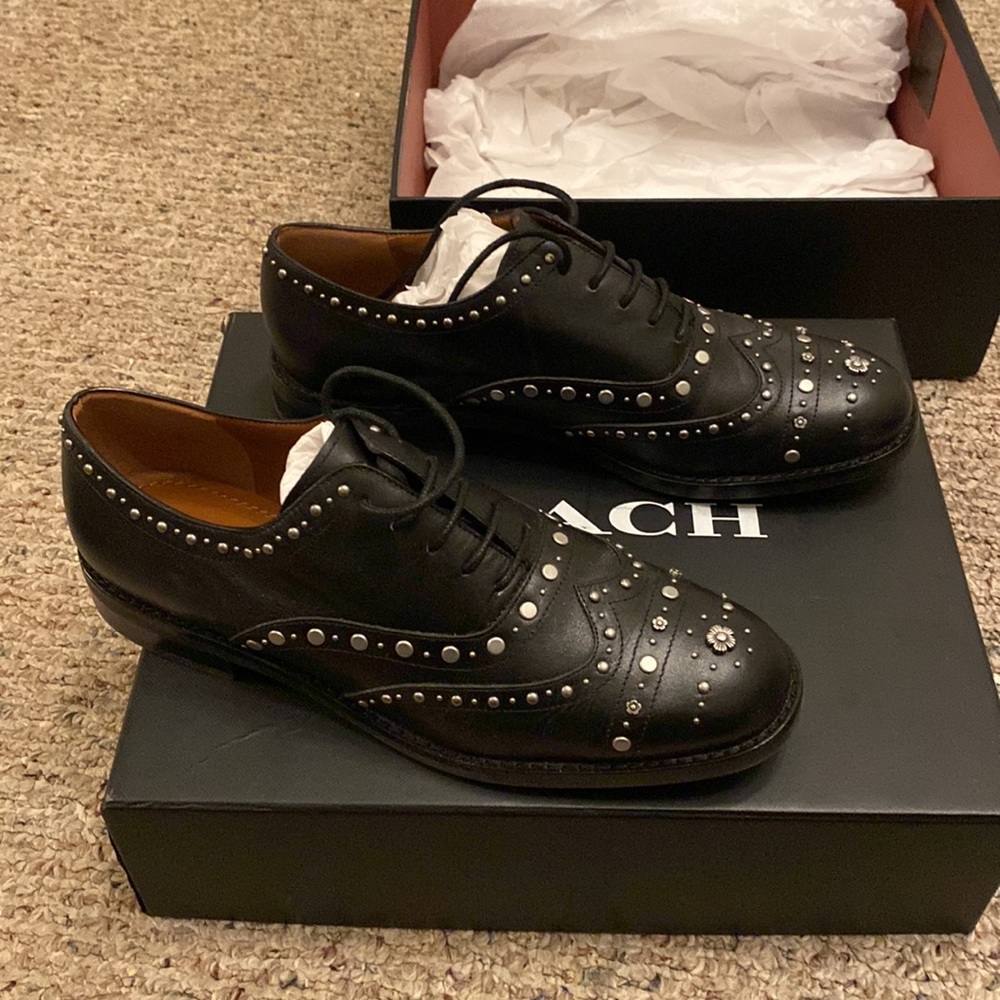 Coach shoes size 7.5B